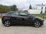 Hyundai i30 1.6 CRDI blue Automatik - Hyundai i30: Crdi