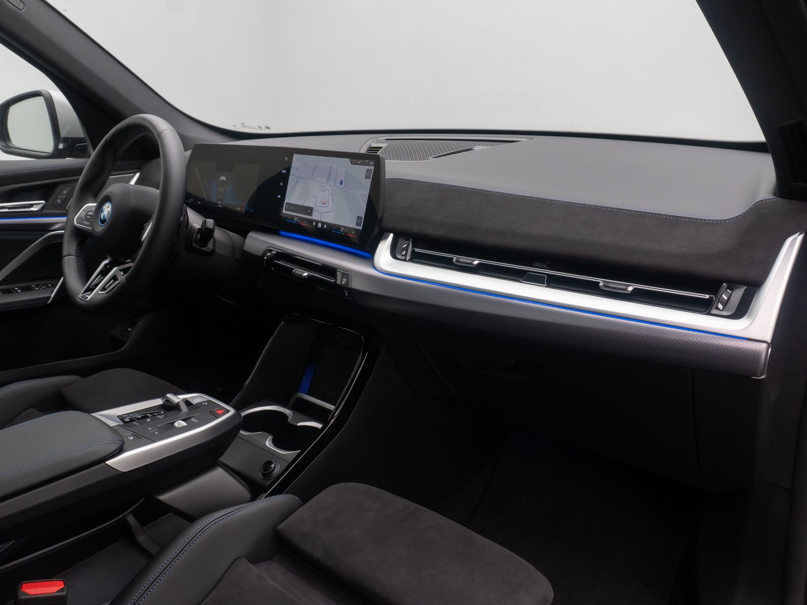Fahrzeugabbildung BMW X1 xD25e M Sport DAB Kamera H/K Panorama 18Zoll