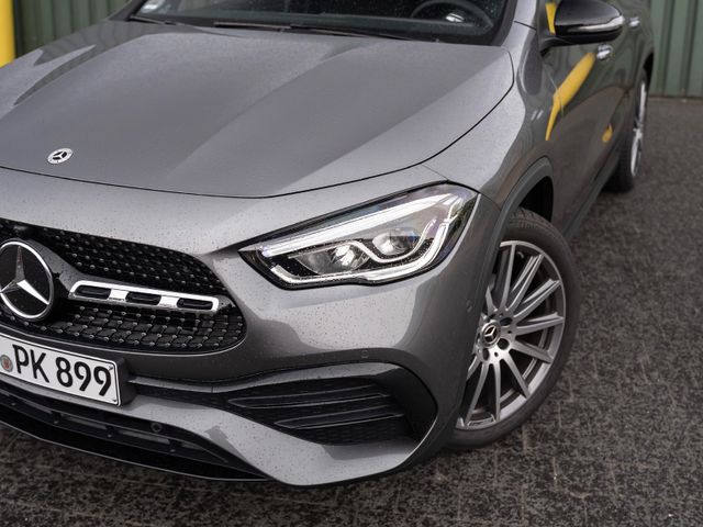 Mercedes-Benz GLA 200/AMG/PANO/LED/AHK/NIGHTP./KEYLESS