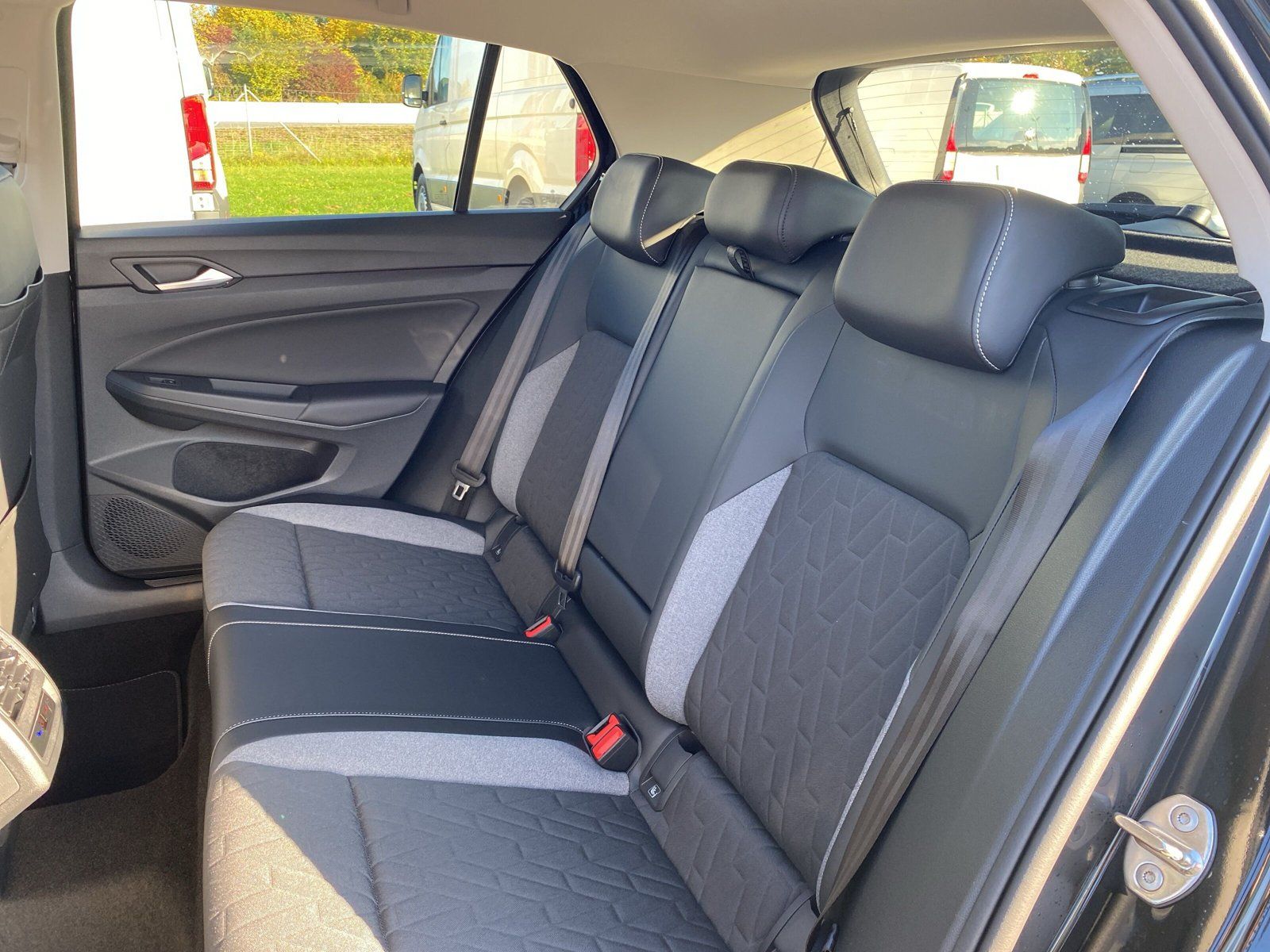 Volkswagen Golf - Bild 13
