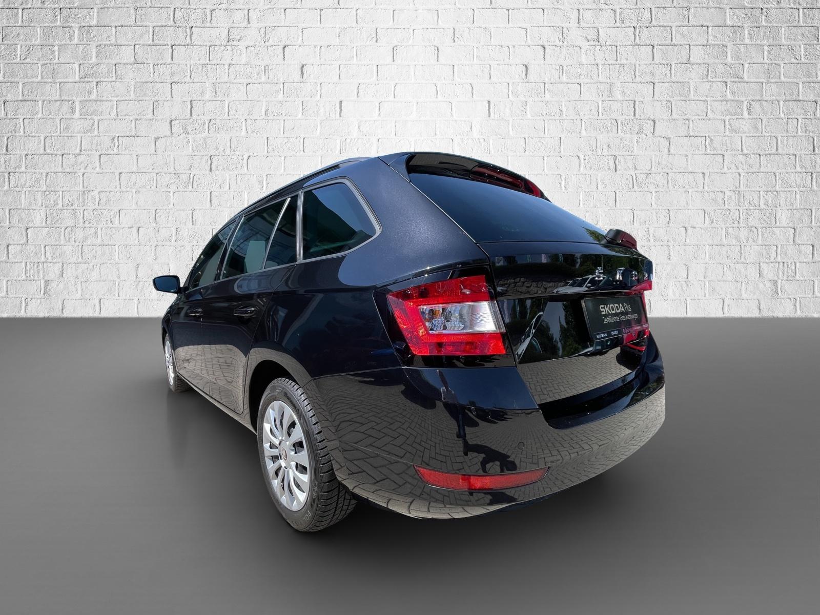 Skoda Fabia Combi 1.0 Schalt - Ambition Temp SHZ Navi