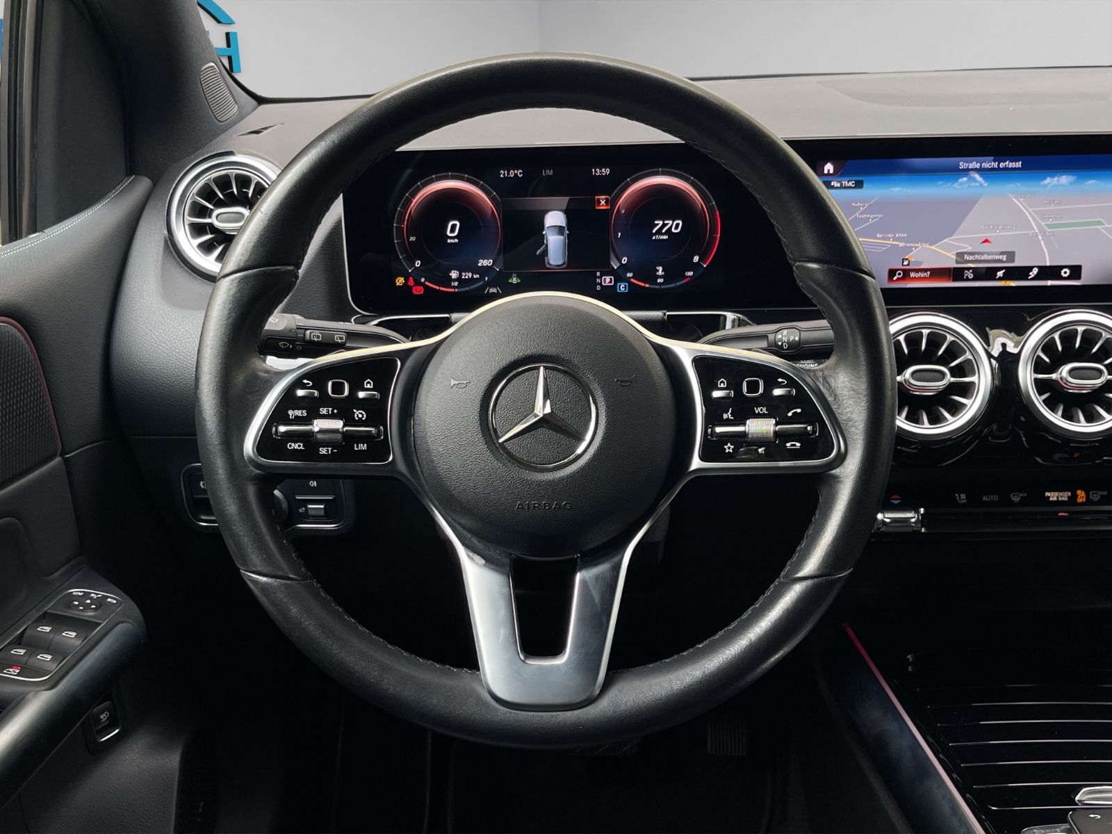 Mercedes-Benz B 200 AUTOM LEDER DIGITAL JUNGE STERNE GARANTIE foto 12