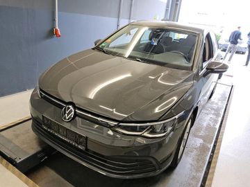 Volkswagen Golf - 1
