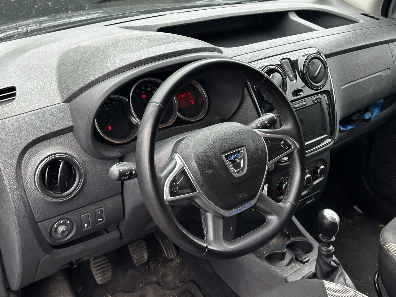 Fahrzeugabbildung Dacia Dokker Stepway dCi 95