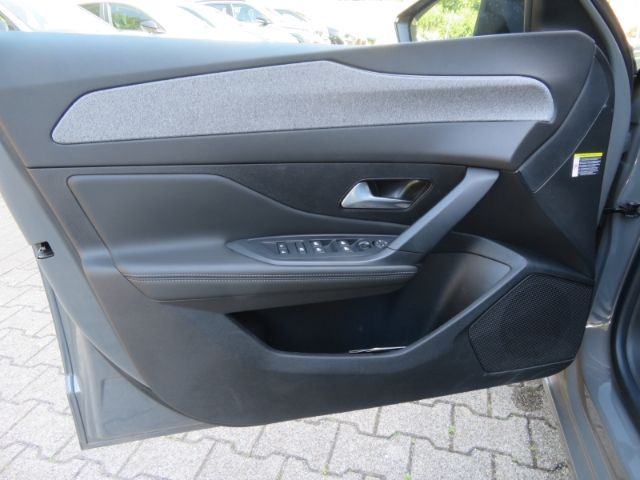 Peugeot 308 - Bild 11