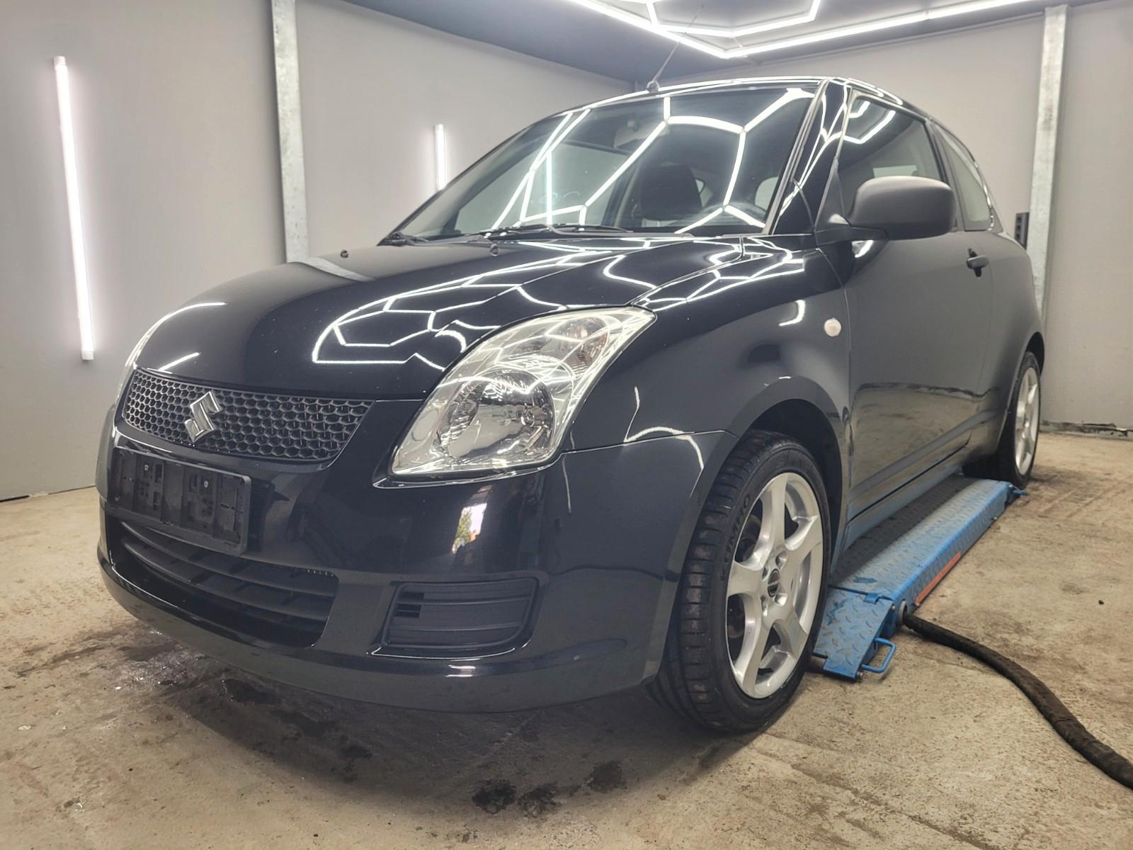 Suzuki Swift 1.3 *1.Hand* *8-fach Bereift*