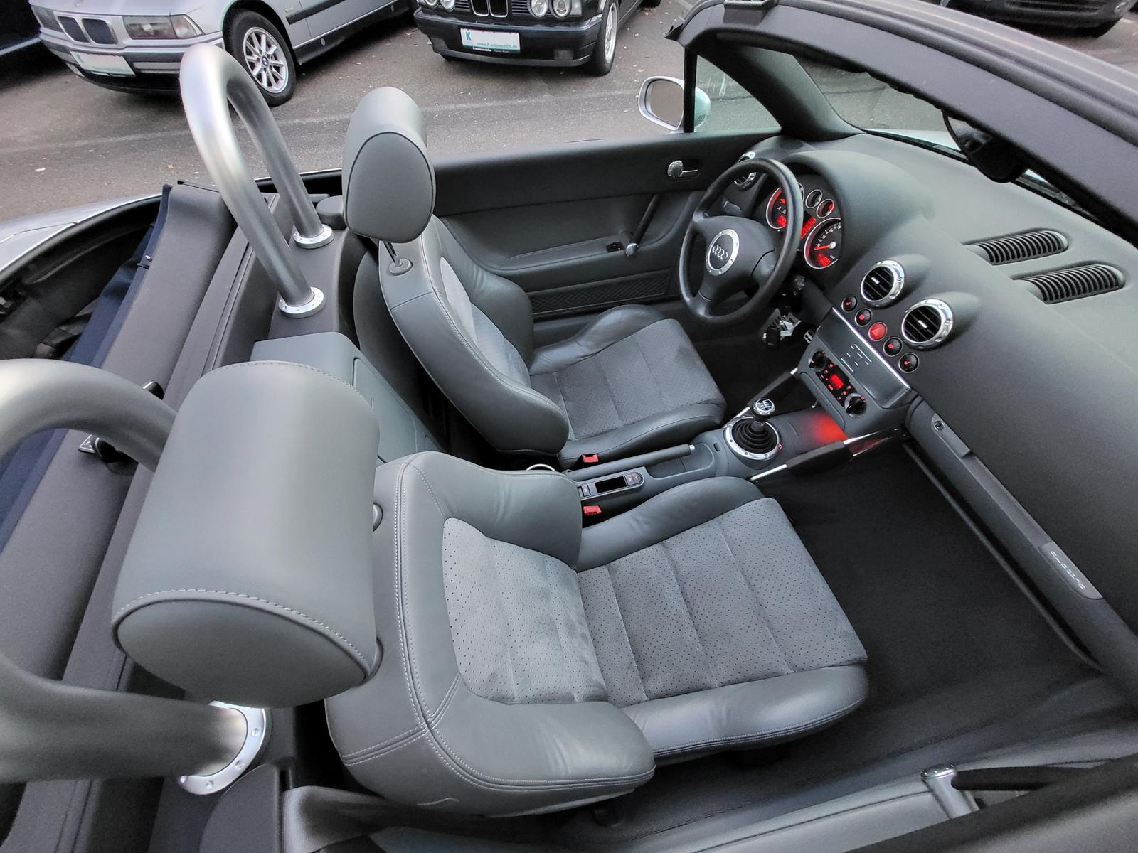 Audi TT 1.8 T Roadster quattro *32.900 KM*2.Hd*