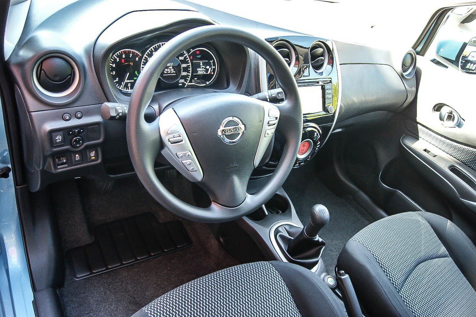 Fahrzeugabbildung Nissan Note 1.2 Acenta 1.HAND 15.666km PANORAMA KAMERA