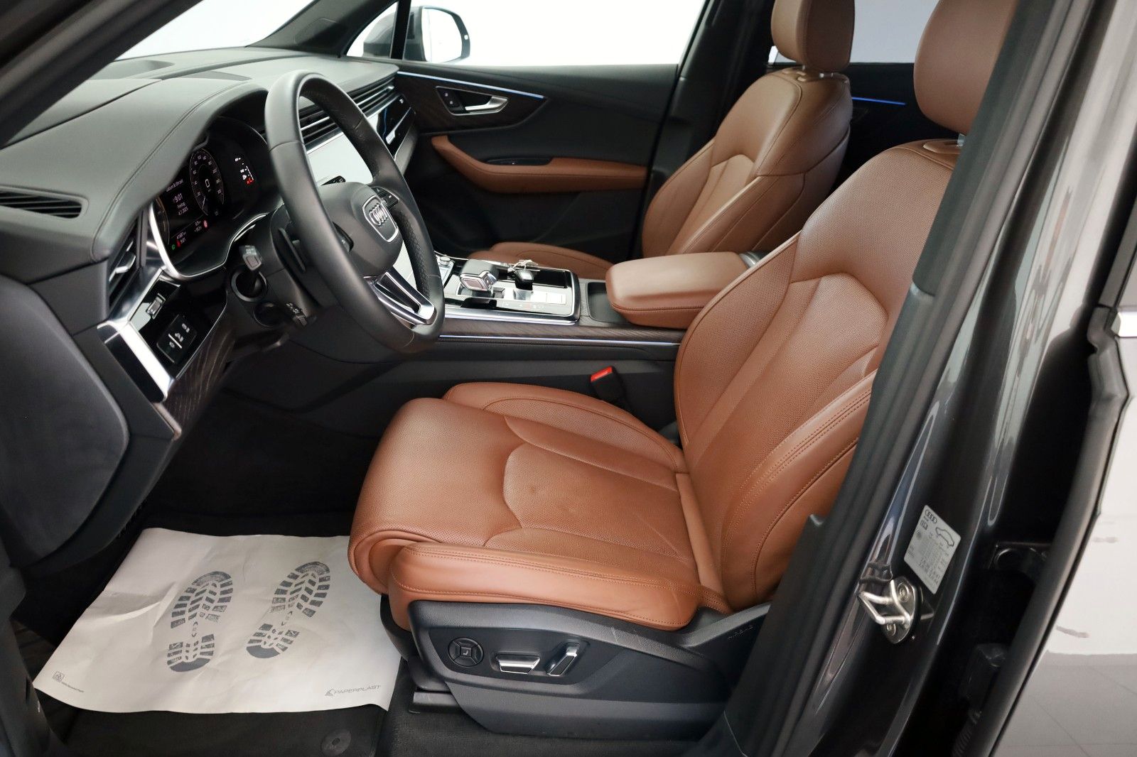 Fahrzeugabbildung Audi Q7 55 TFSIe quattro Leder,Navi,Panorama,Massage