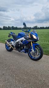 Aprilia  Verkaufe Aprilia Tuono 1100 V4 RR - APRILIA TUONO V4 1100 RR