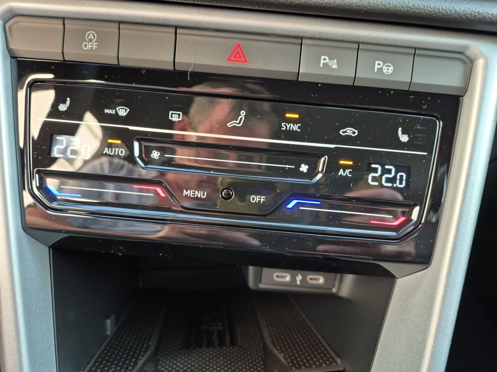 Fahrzeugabbildung Volkswagen T-Roc Goal LED DAB ACC