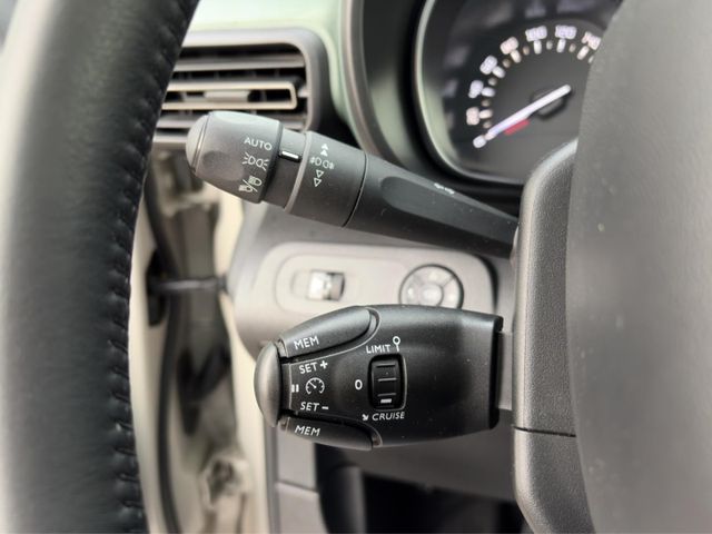 Citroën Berlingo Shine M 1.2 PT 110 °AHK°Navi°HUD°RFK°