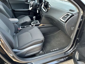 Kia Ceed SW 1.0 T-GDI 100 OPF Vision