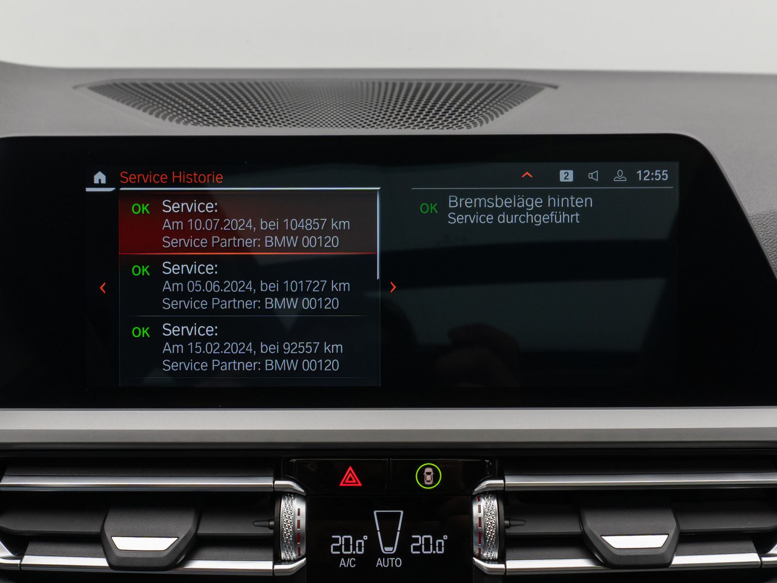 Fahrzeugabbildung BMW 330d Panorama Kamera H/K DAB Komfort Alarm LED