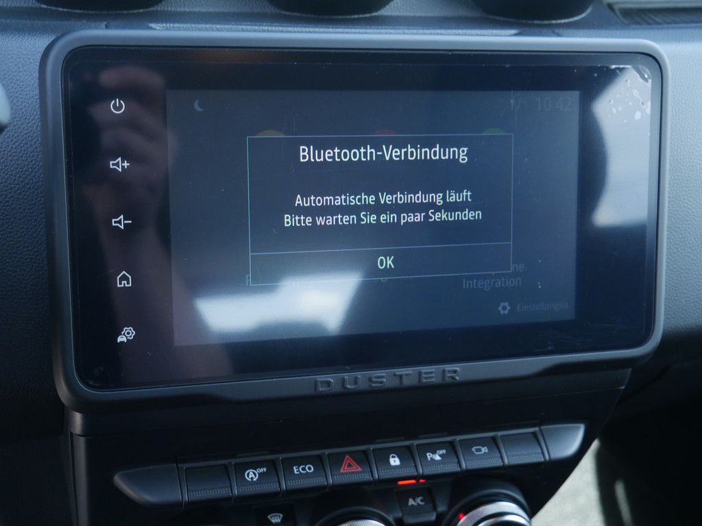 Fahrzeugabbildung Dacia Duster Extreme TCe 130 2WD KAMERA NAVI LED 360°
