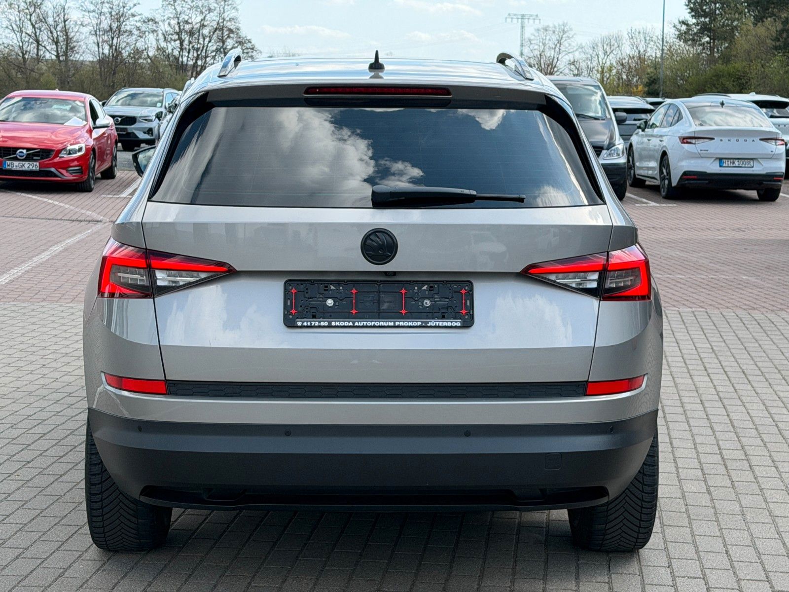 Fahrzeugabbildung SKODA Kodiaq 2.0 TSI Style *Pano*Standhzg*7Si*ACC*AHK*