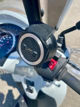 Honda SH300i, sehr gepflegt, Koffe, gr. Scheibe, ABS - HONDA 300