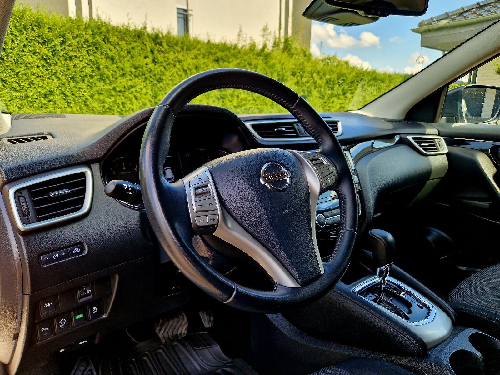 Nissan Qashqai N-Connecta (Automatik, Navi, Kamera)