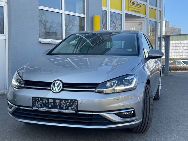 Volkswagen Golf VII Lim. Highline BMT/Start-Stopp/Automatik