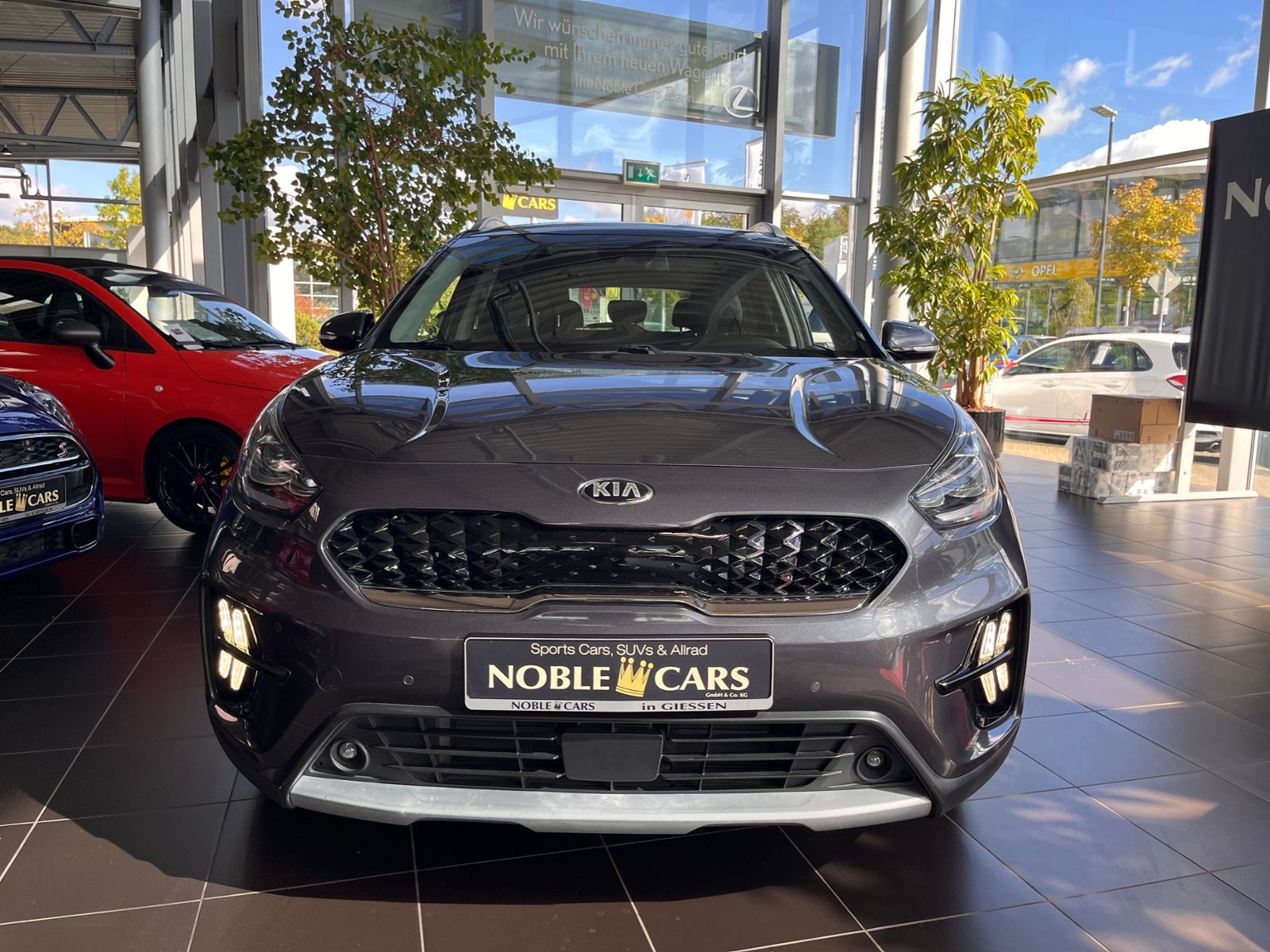 Fahrzeugabbildung Kia Niro Spirit PHEV LED NAVI LEDER SHZ AHK