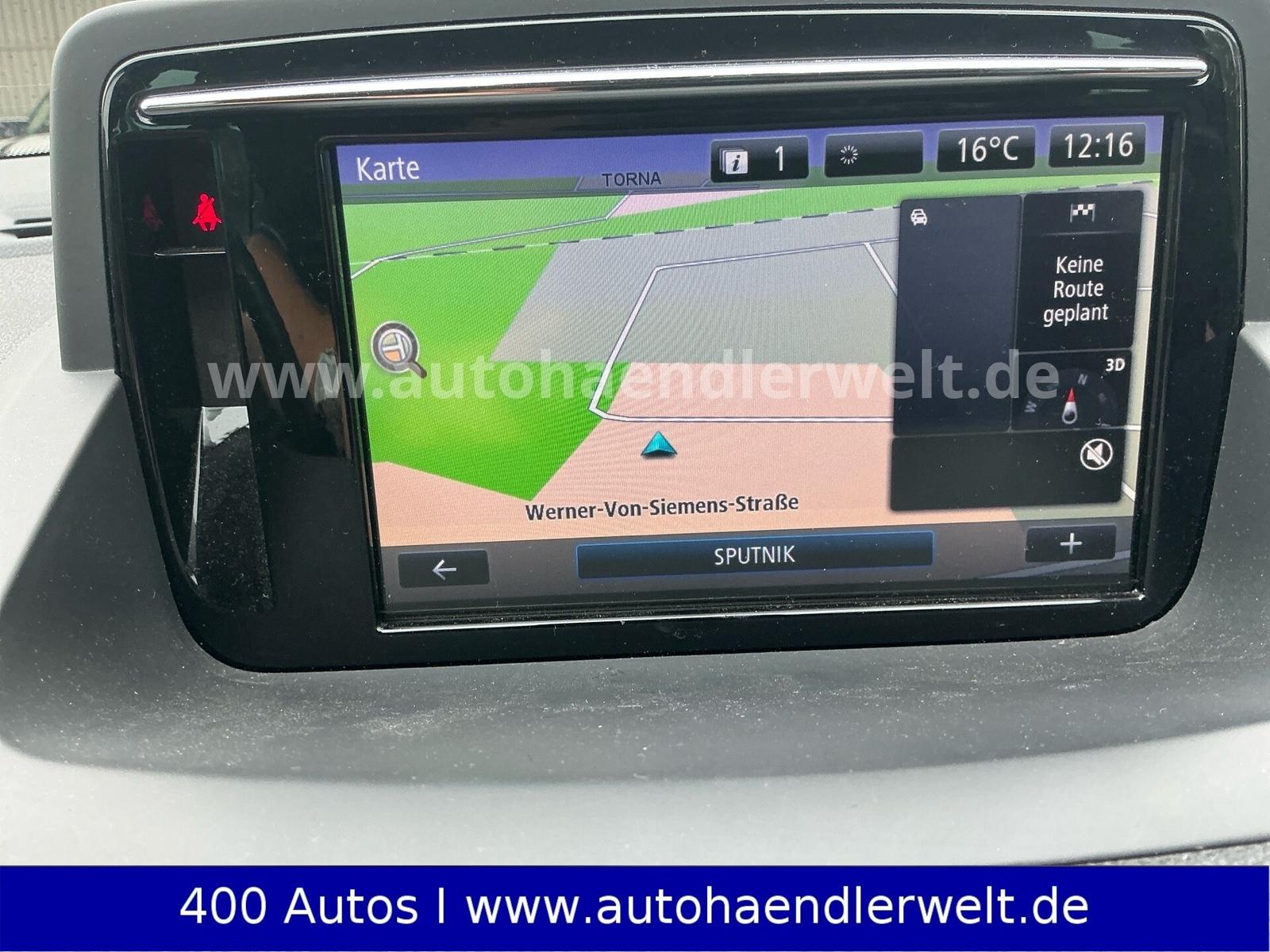 Renault Megane 2015 — photo 14