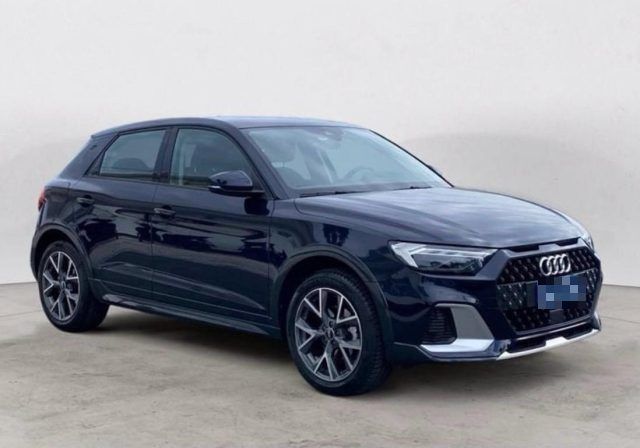 AUDI AUDI A1 citycarver 30 TFSI Identity Contrast