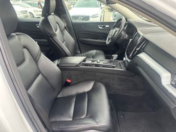Volvo XC60 - 11