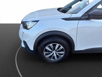 Peugeot 2008 1.2 PureTech 100 Active Kam.+Navi+SHZ+PDC