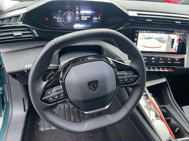 Fahrzeugabbildung Peugeot 308 SW Allure Blue HDI 130 eAT