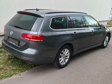 Volkswagen Passat Variant - 6