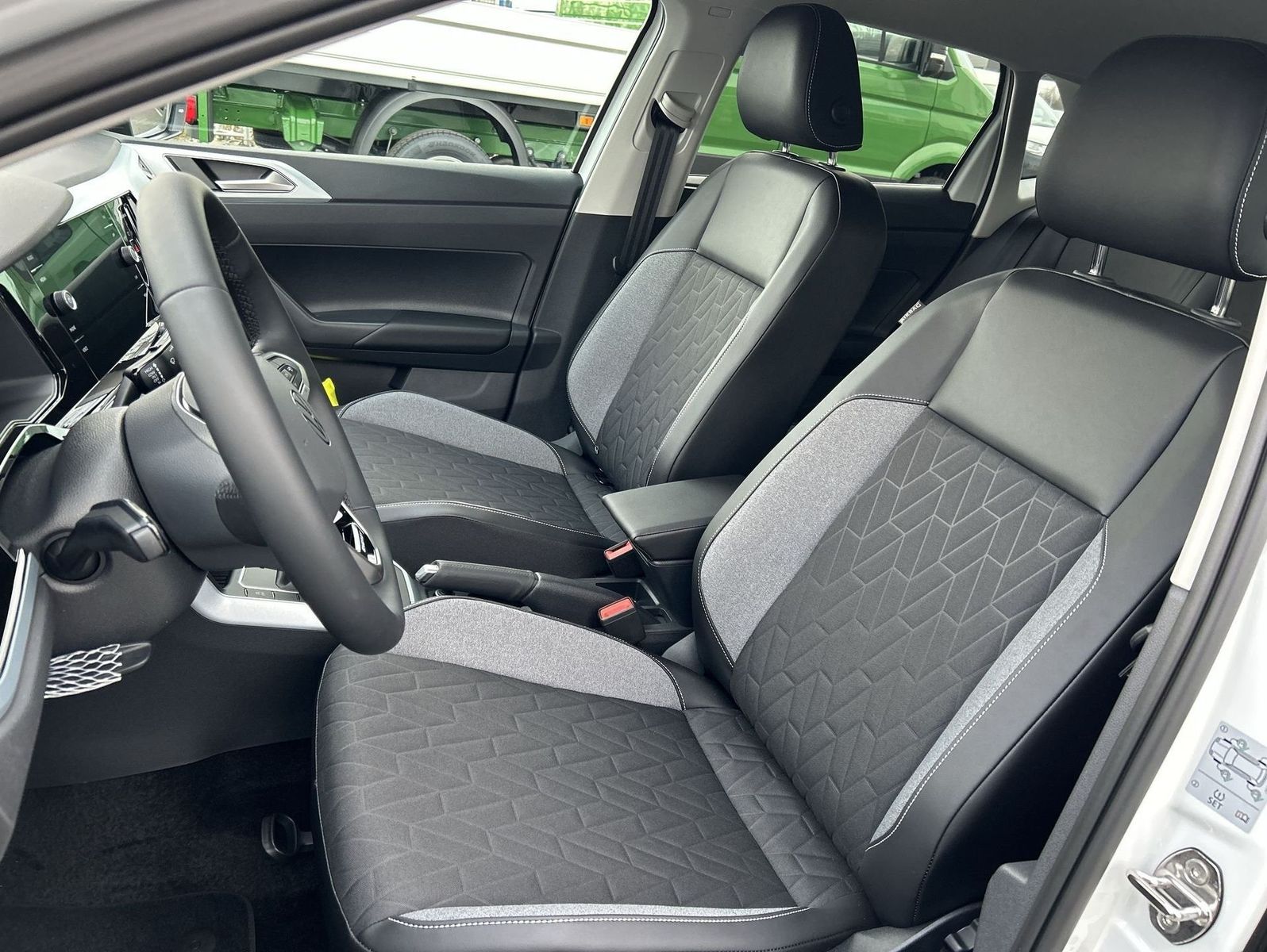 Volkswagen Polo - Bild 11