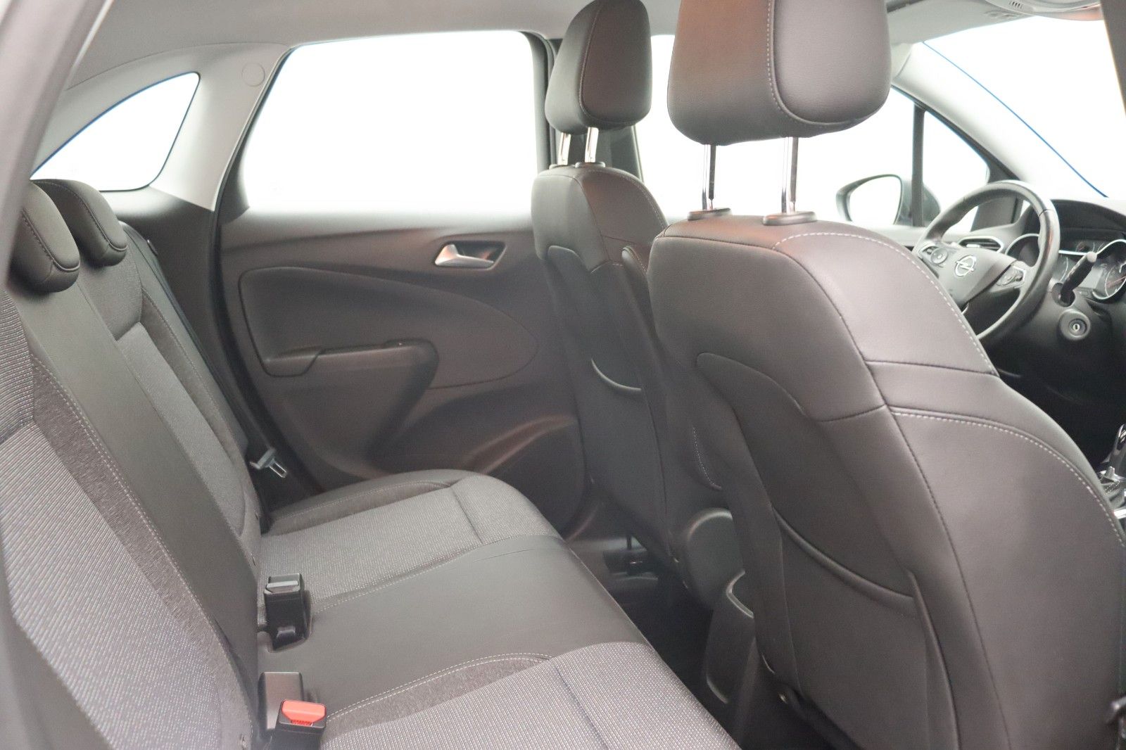 Fahrzeugabbildung Opel Crossland 1.2 Elegance