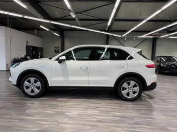 Porsche Cayenne - 8