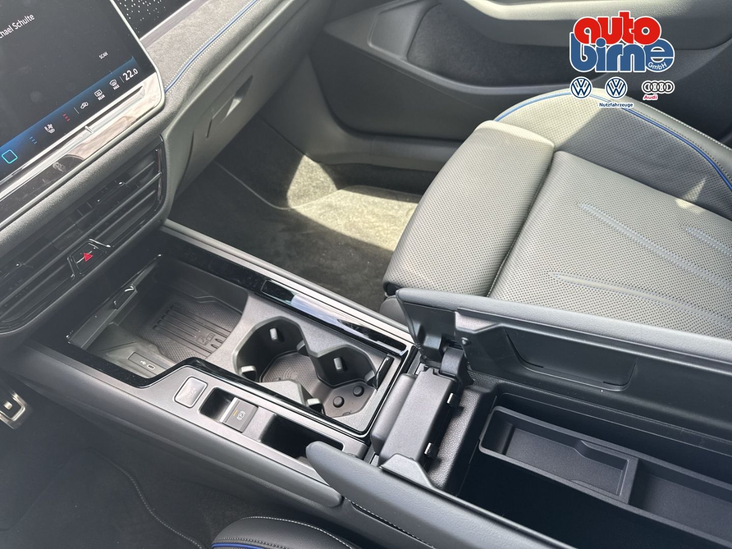 Passat 2.0 TDI R-Line Signature  4Motion HUD Sta