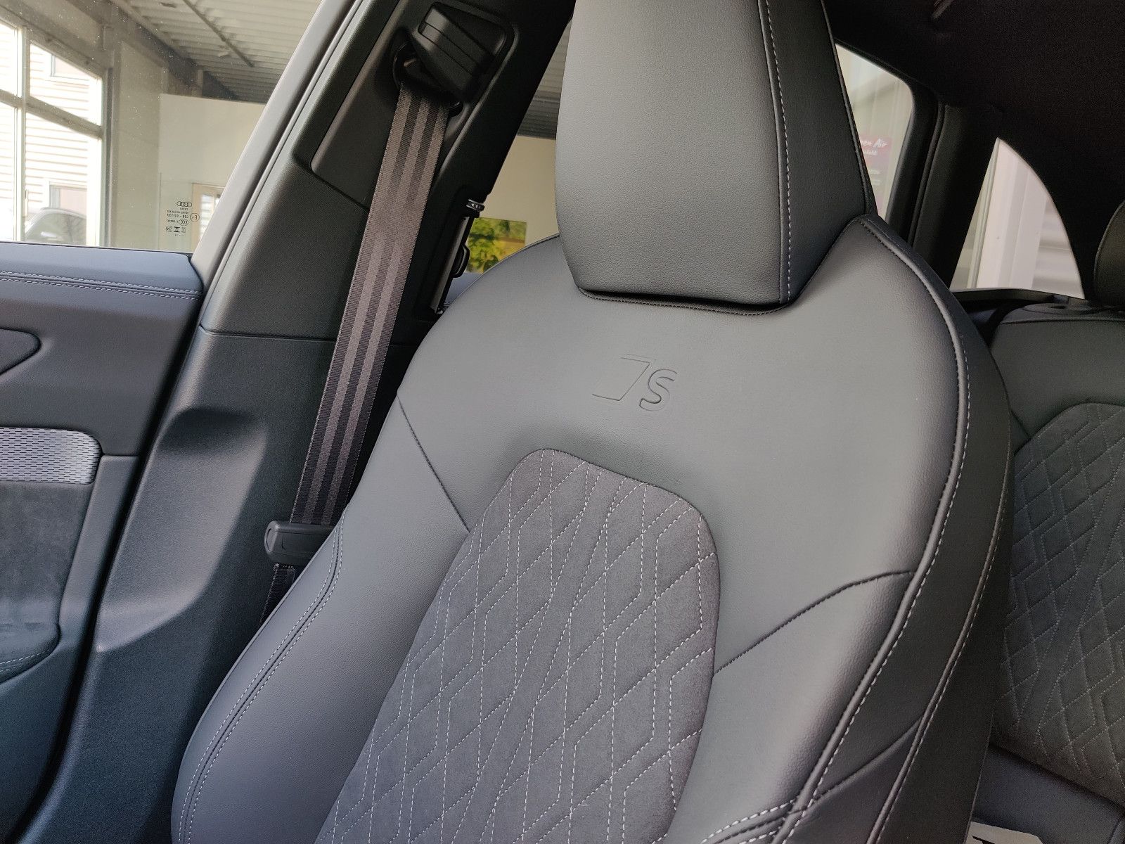 Audi A6 - Bild 9