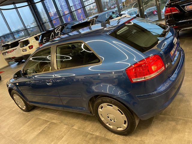 Audi A3 1.6 FSI Attraction *KLIMA*SHZ*BLUETOOTH*