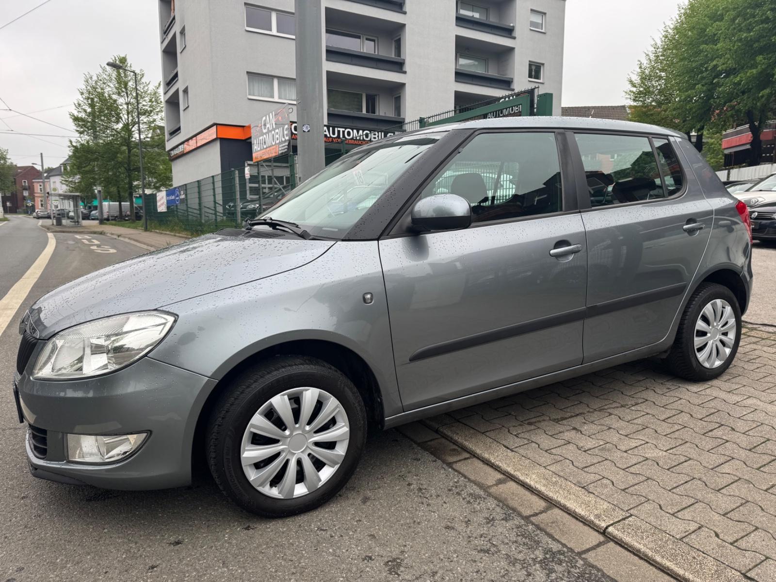 Skoda Fabia Ambition*TÜV/AU NEU*INSPEKTION NEU*KLIMA*