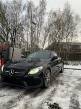 Mercedes-Benz Mercedes C220 Coupe AMG Paket - Mercedes-Benz C 220 in Lübeck