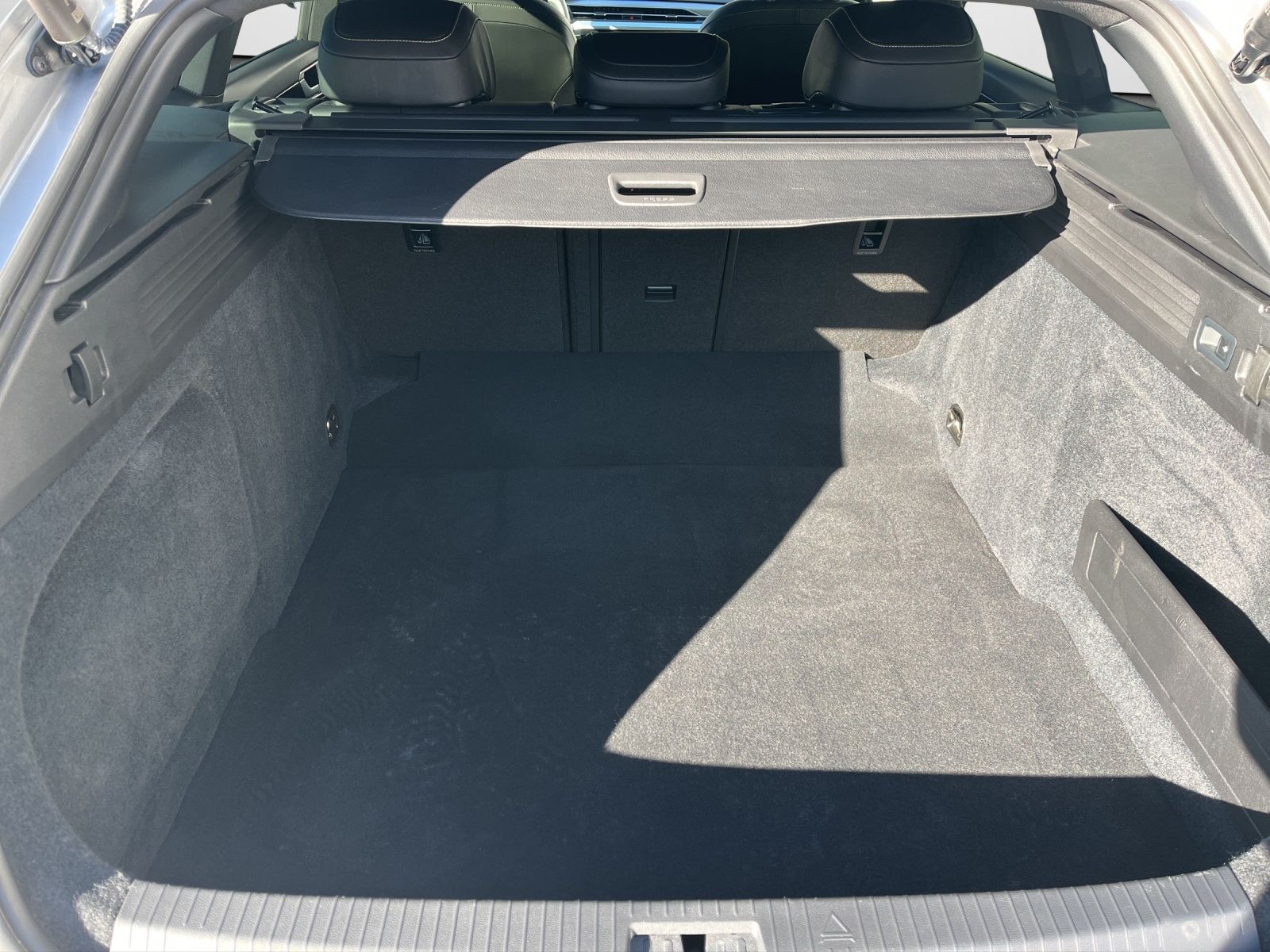 Volkswagen Arteon Shooting Brake 2.0 TSI DSG R-Line Panoda foto 13