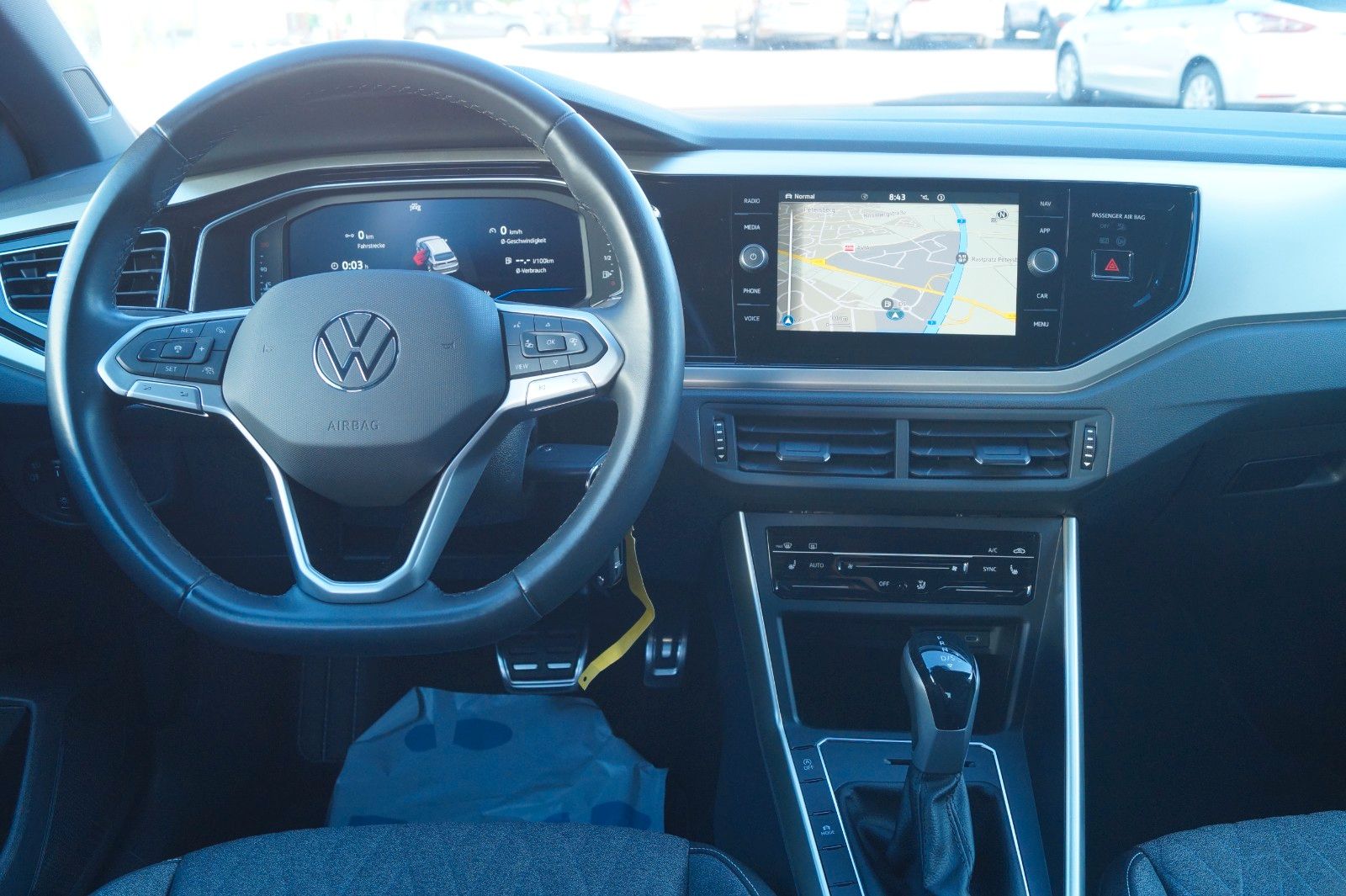 Fahrzeugabbildung Volkswagen Taigo Move 1.0 TSI 7-Gang DSG *TÜV neu