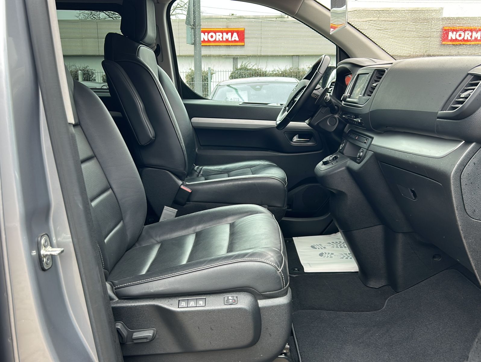 Fahrzeugabbildung Opel Zafira Life 2,0 Ltr. - 130 kW CDTI