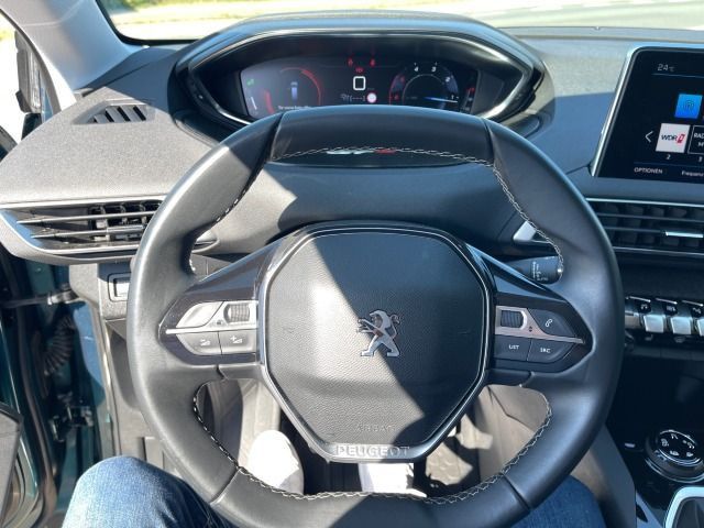 Fahrzeugabbildung Peugeot 5008 1.5 hdi Allure AHK/Allwetter