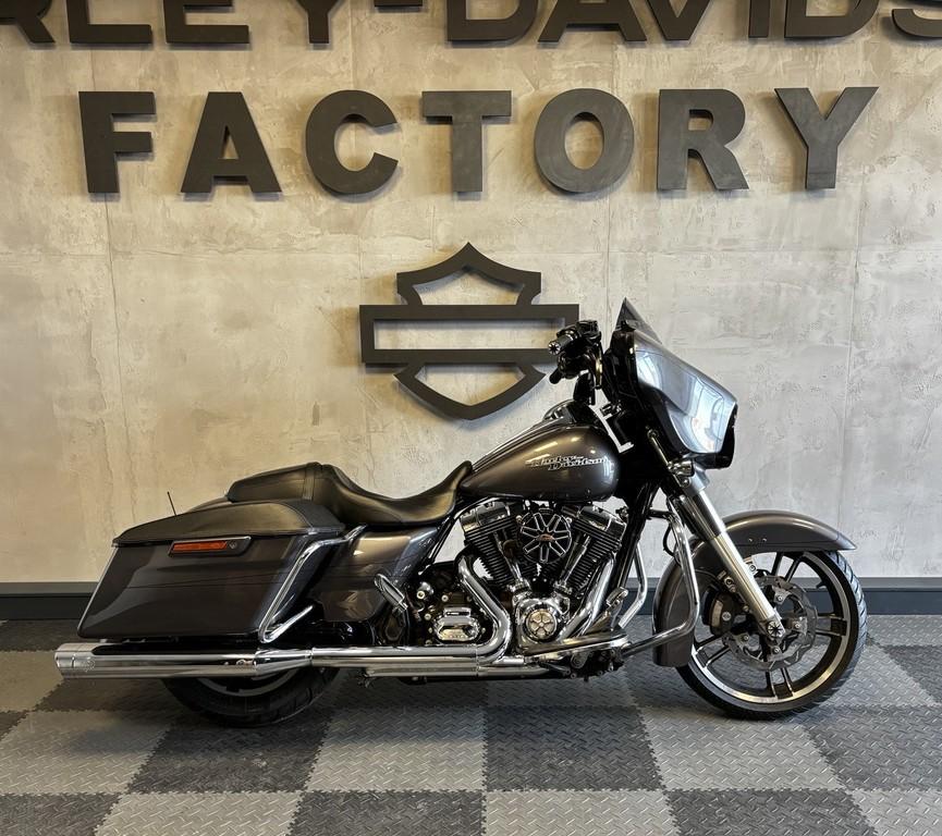 Harley-Davidson Street Glide Special 