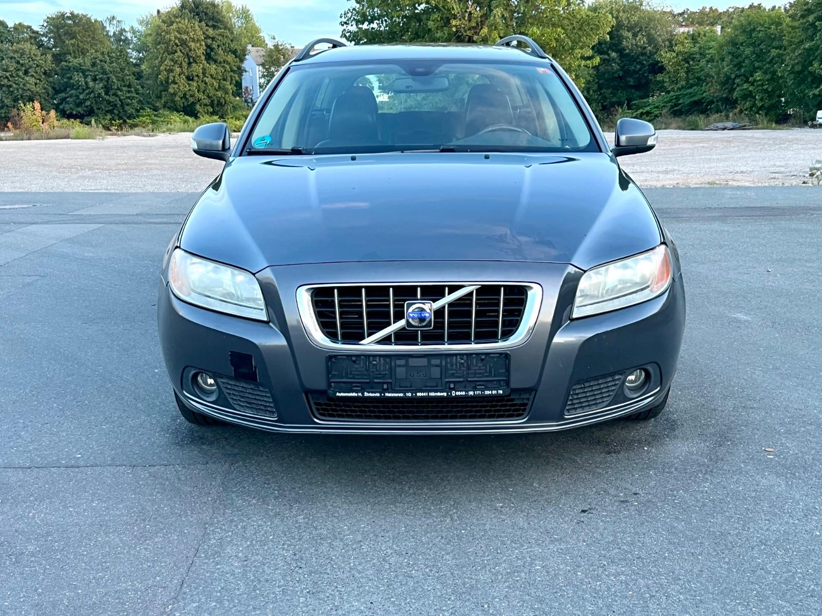 Volvo V70 2008 — photo 10