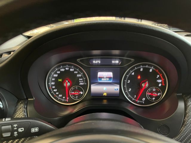 Mercedes-Benz GLA 180 *Kamera*PDC*Navi*Klima*Tempomat*