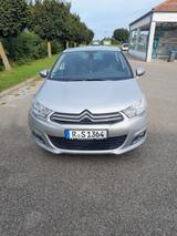 Citroën C4 HDi 115 Attraction Attraction - Citroën C4: Attraction