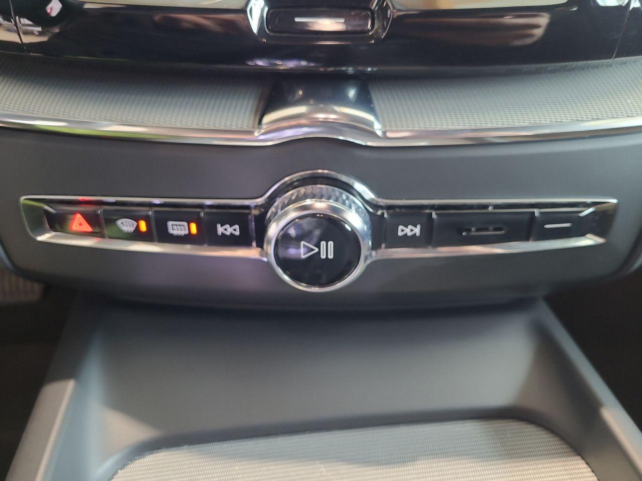 Volvo XC60 XC 60 Plus Dark AWD Bluetooth LED Klima, миниатюра 17
