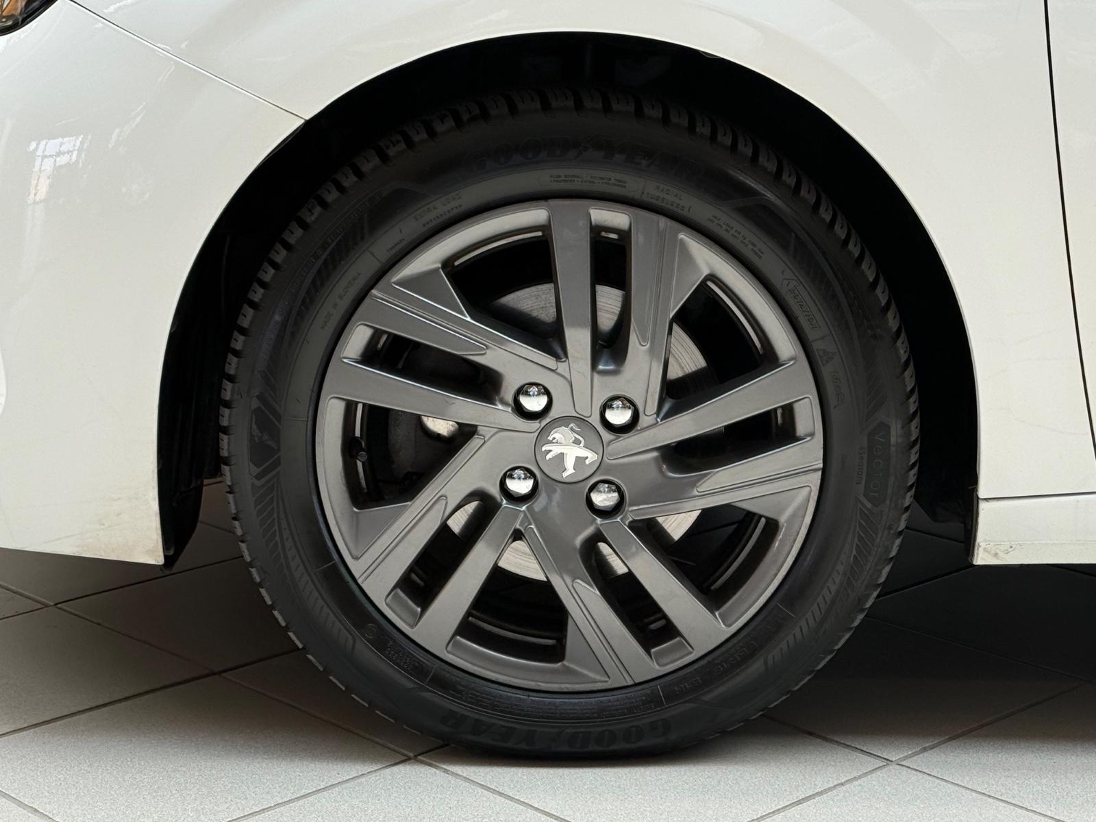 Peugeot 208 Active Pack|2.Hd|Autom.|Navi|Assis|BT|Allw.