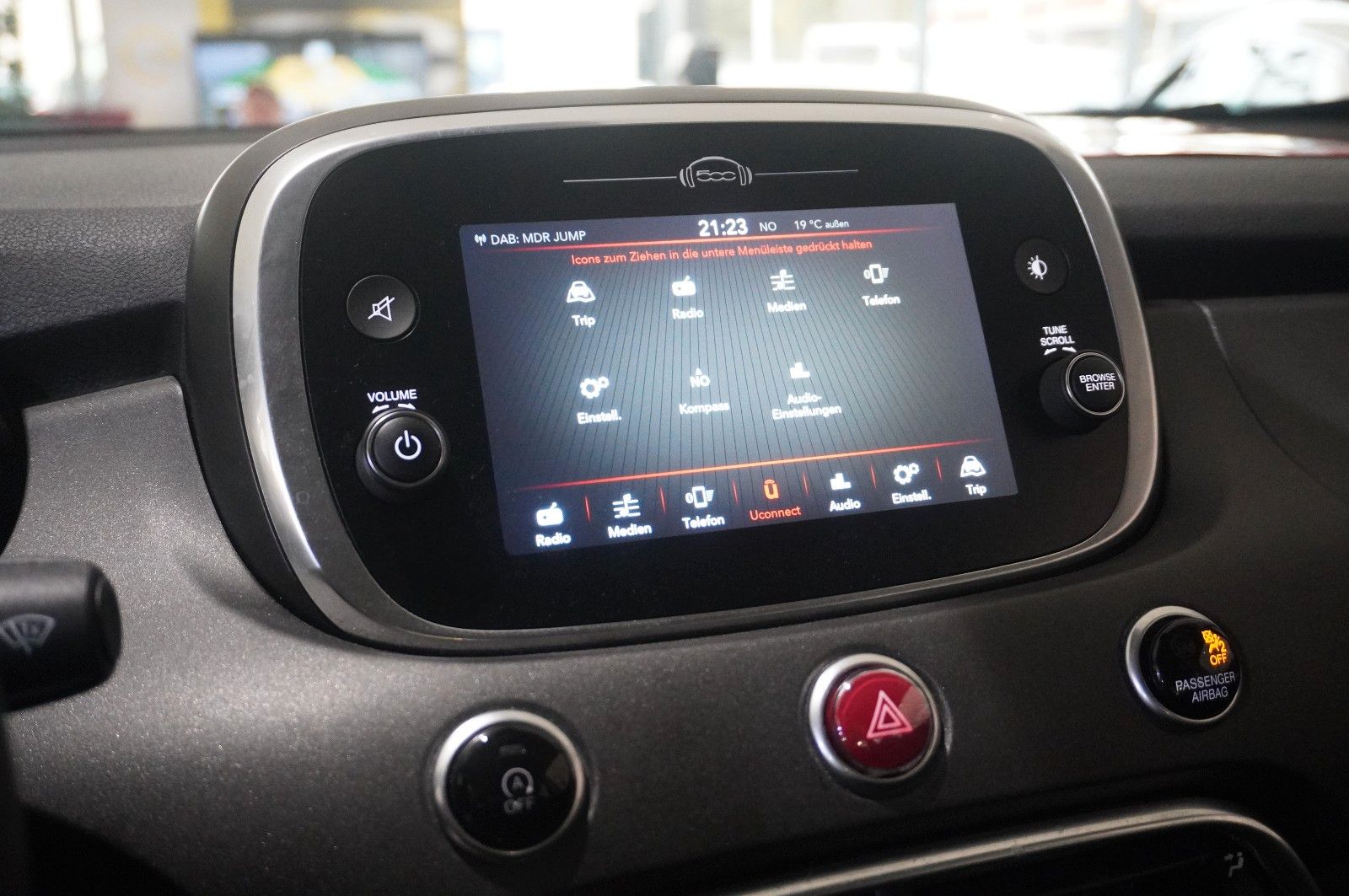Fahrzeugabbildung Fiat 500X 1.3T CROSS DCT NAVI/LED/PDC/SPORT/TEMP/DAB+
