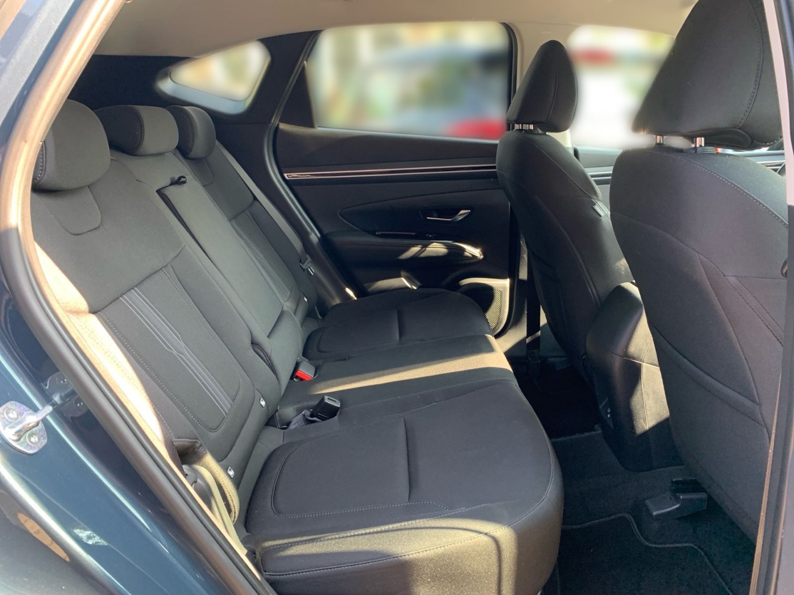 Fahrzeugabbildung Hyundai TUCSON 1.6 T-GDI Trend Hybrid 4WD AssiPaket